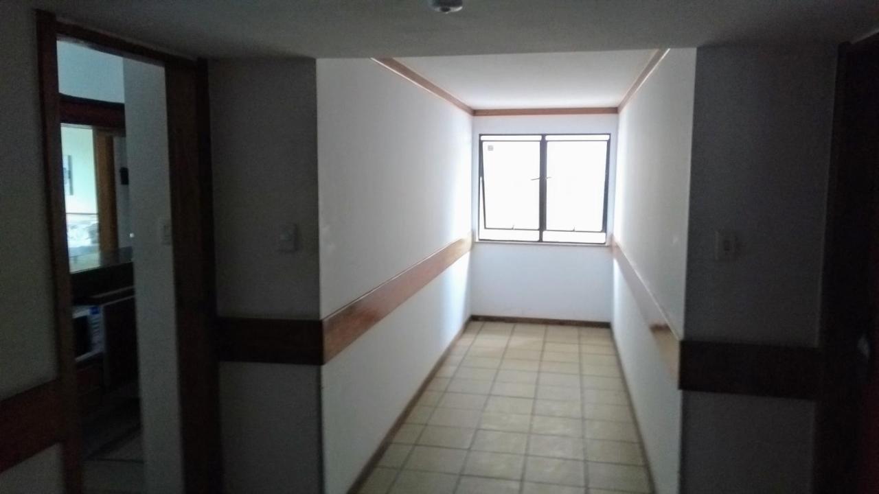 Condominio Barra Sammer Flat Салвадор Екстериор снимка
